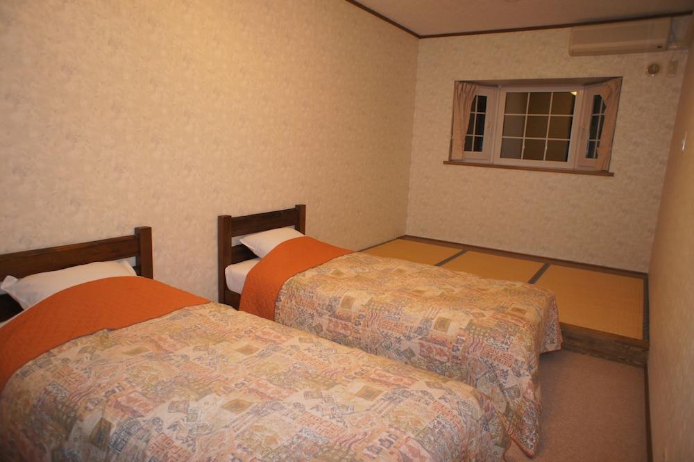 Land Haus Dancru Netz Hotel Hakuba Bagian luar foto
